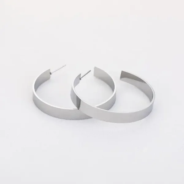 Oorbellen 'Flat Hoops' 4 cm
