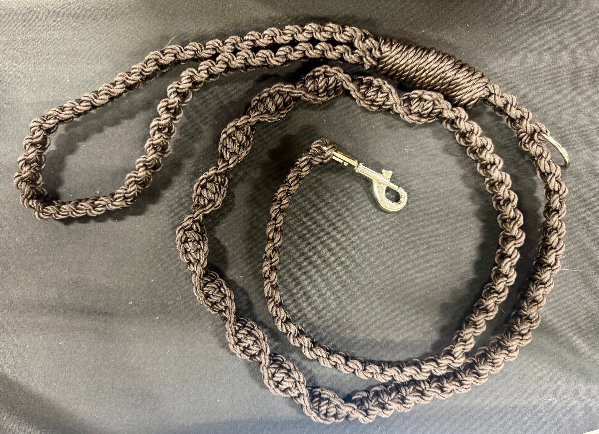 Macrame Dog Leash with a Twist