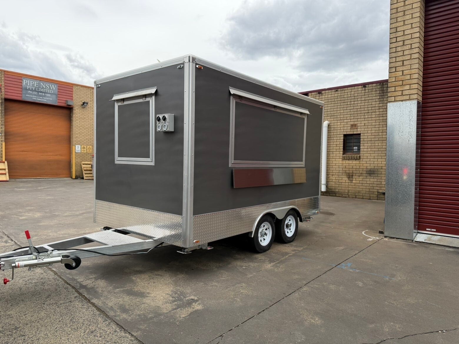 3.5m Food Trailer Standard Configuration
