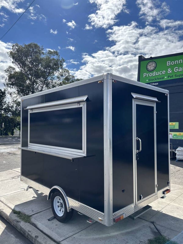 3m Food Trailer Standard Configuration