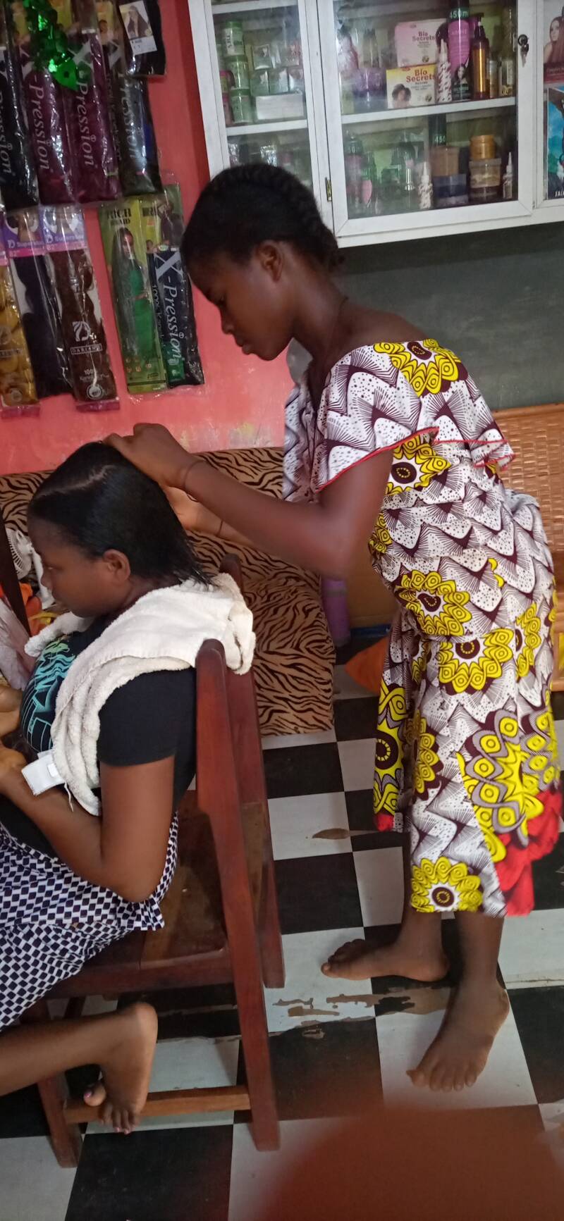 ayomide-coiffure-1-standard.jpg