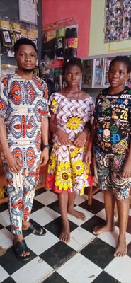 ayomide-coiffure-2-standard.jpg