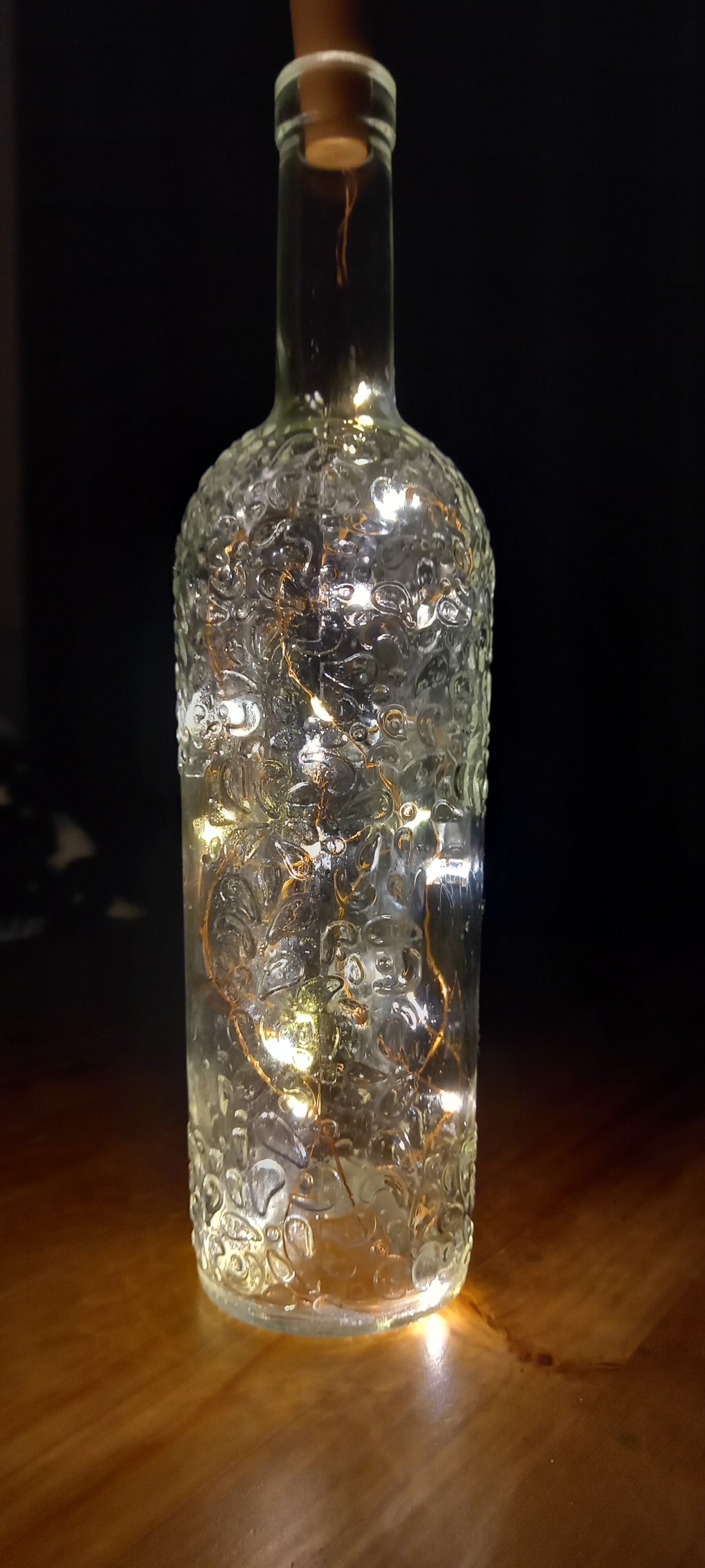 Crystal Effect Light up bottle ( Can be personalised on request +£5)