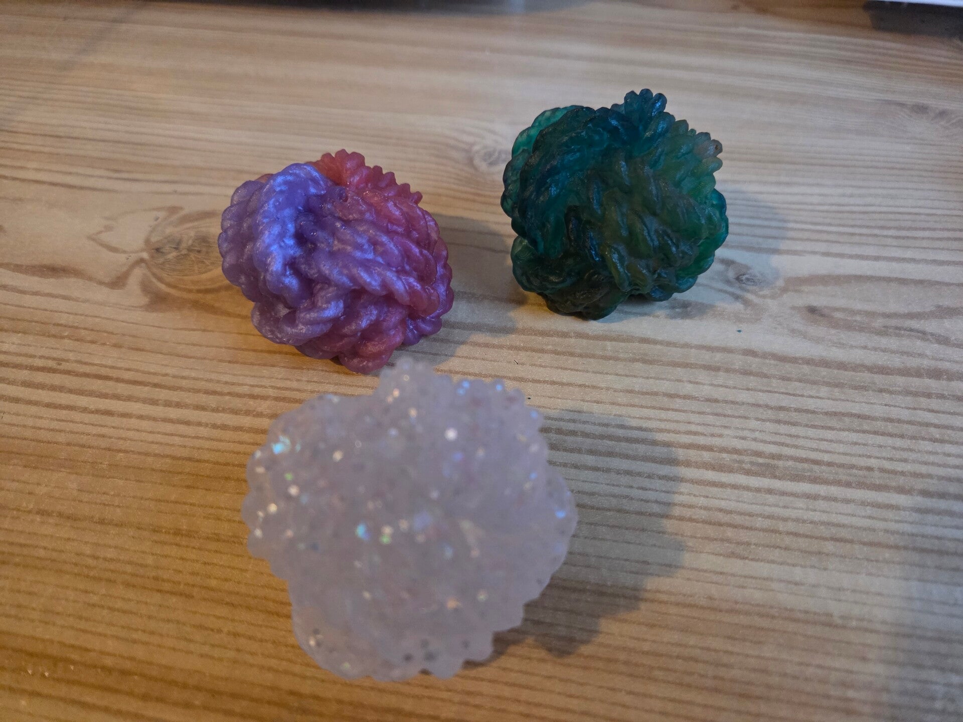 Knot Paper Weight / Decor