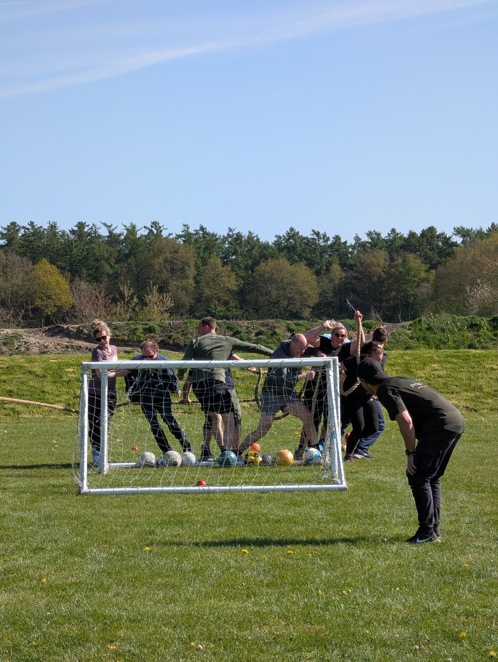 Outdoor groepsuitje, teamuitjes, bedrijfsuitjes en activiteiten Primal Fit – Opeinde en omgeving Drachten, Friesland