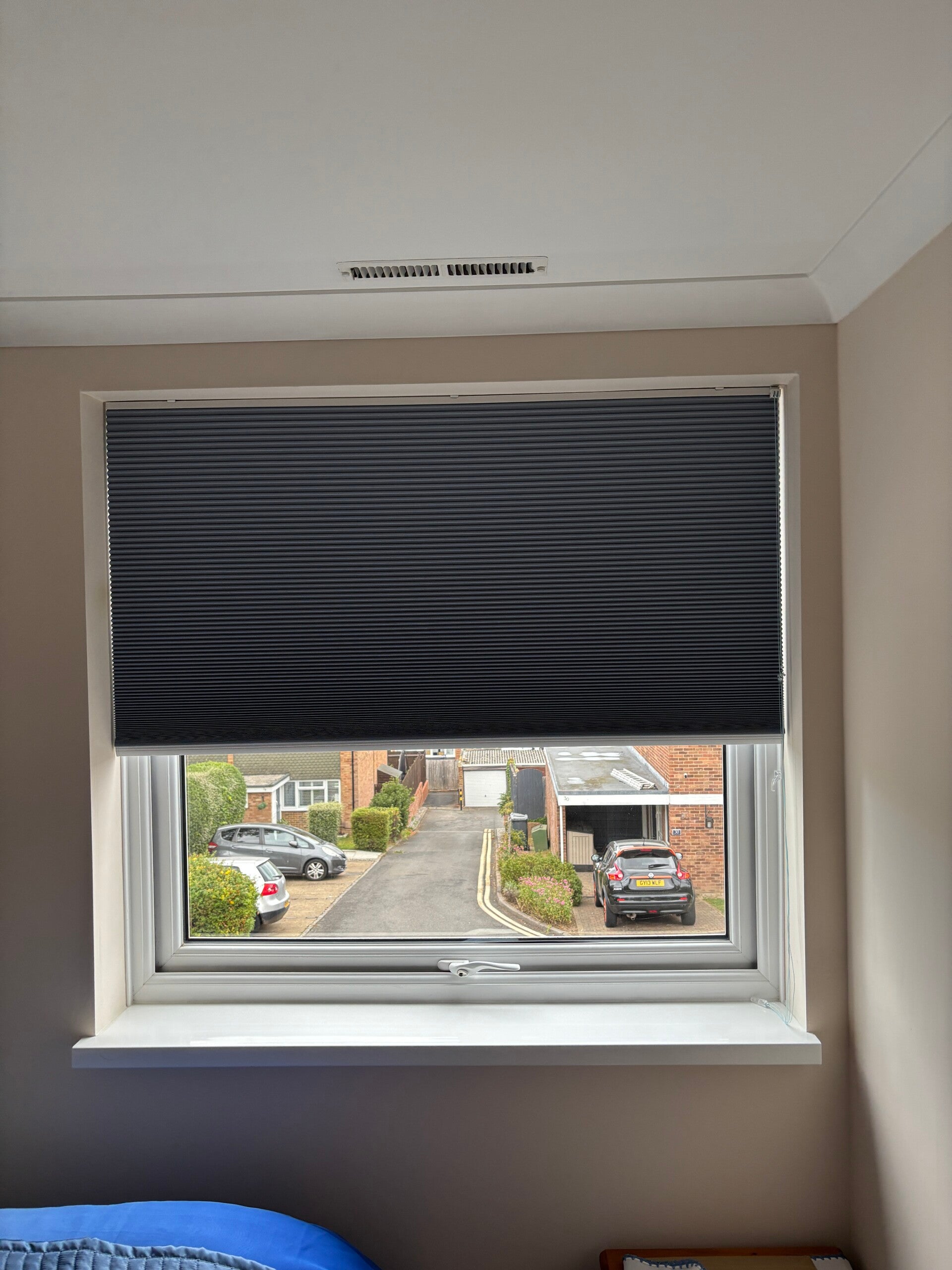 Softcell blind measured and fitted in recess