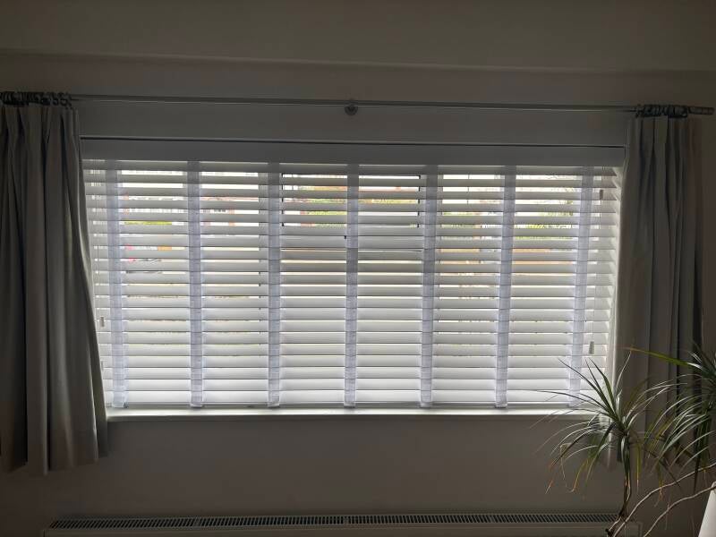 Faux Wood Venetian Blind With Tape Fitted In Ashford