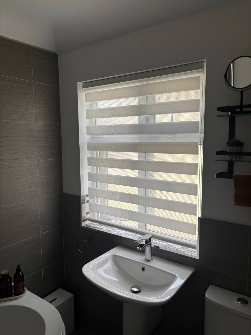 White day and night blind broadstairs