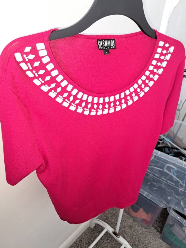 Cerise pink short sleeve top. Size Large by Casamia