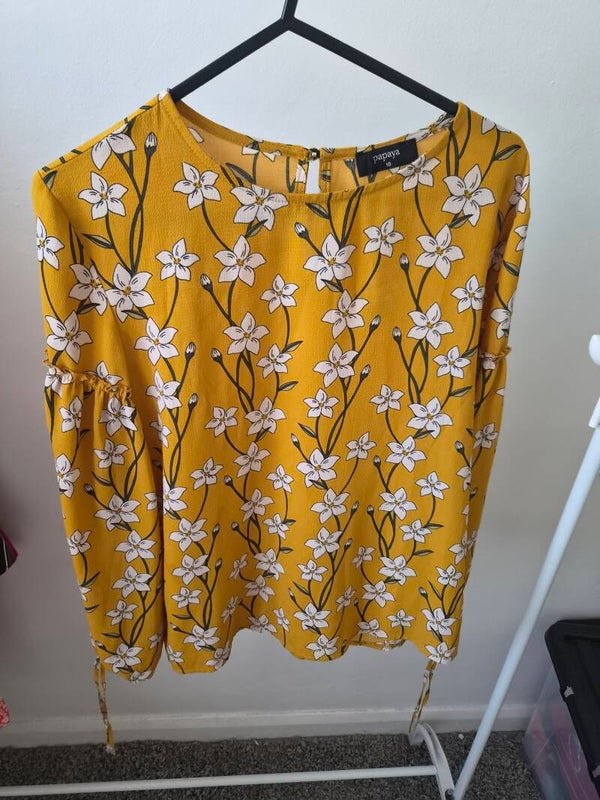 Mustard/white floral long sleeve top. Size 10 by Papaya