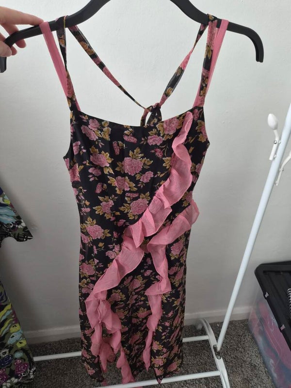 Dusky rose/black floral dress. Size small