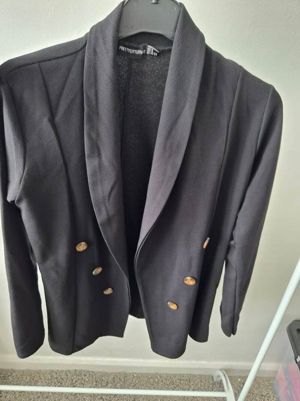 Black blazer. Size 8 by Pretty Little Thing