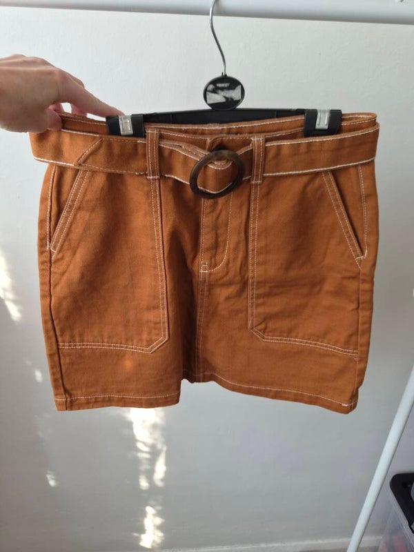 Brown short skirt. Size 6 by Denim Co
