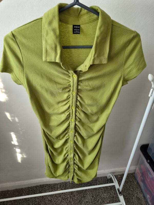 Green short sleeve dress. Size small by Shein