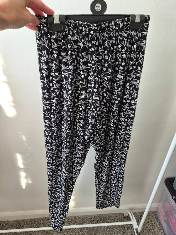 Black/white patterned trousers. Size small- medium