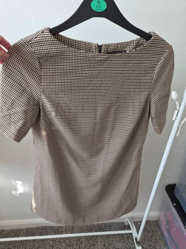 Black/brown/beige short sleeve dress. Size 10 by Avenue
