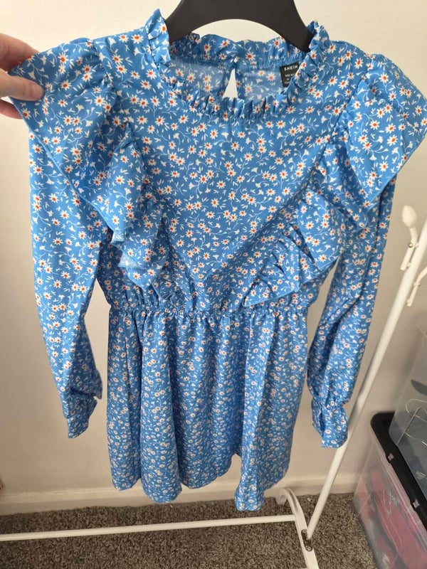 Blue floral long sleeve dress. Size medium by Shein