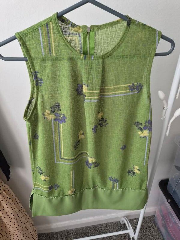 Green floral top. Size 8 by Next