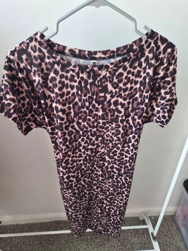 Animal print short sleeve t-shirt dress. Size medium