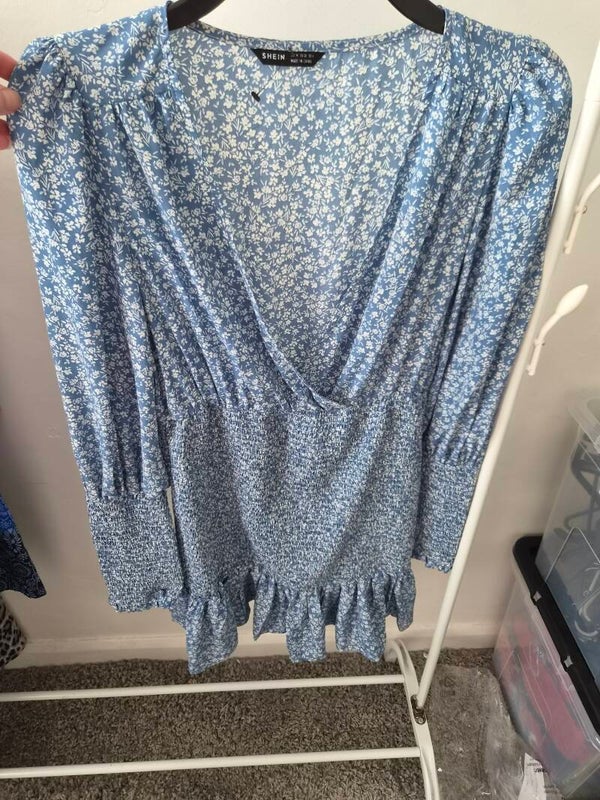 Blue/white patterned dress. Size medium by Shein