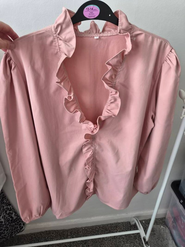 Pink long sleeve top. Size XXL by Choove