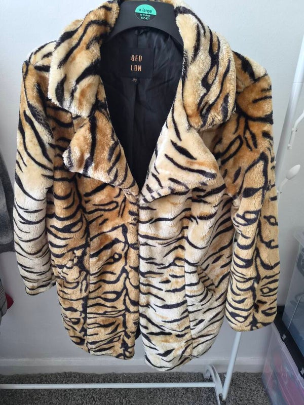 Animal print coat. Size 12 by QED LDN