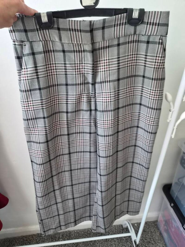 Black/grey/brown patterned trousers. Size euro 38=10-12 UK short