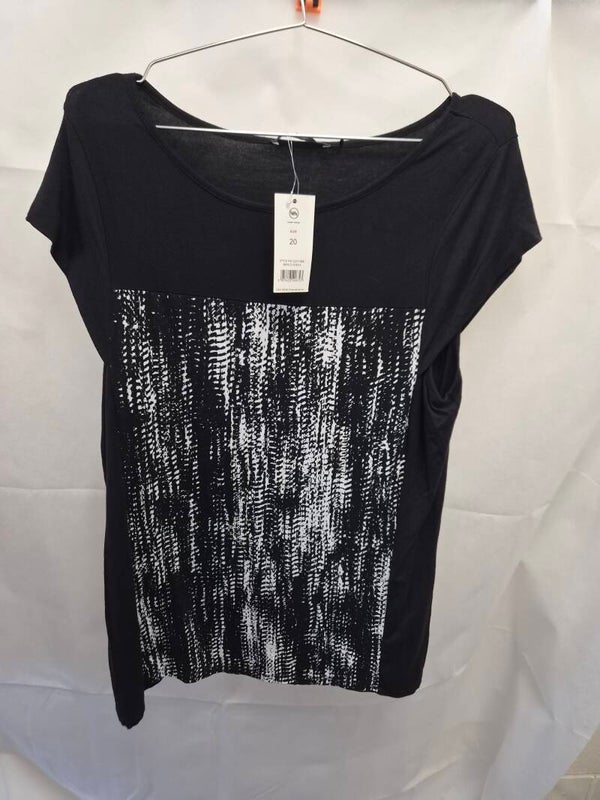 Black short sleeve t-shirt. Size 20 by George
