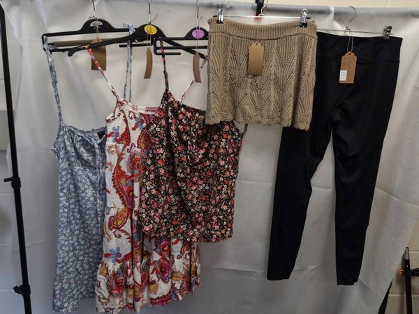 10 item bundle of womens clothing