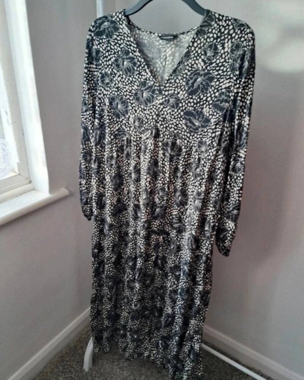 Black/white floral long dress. Size 14