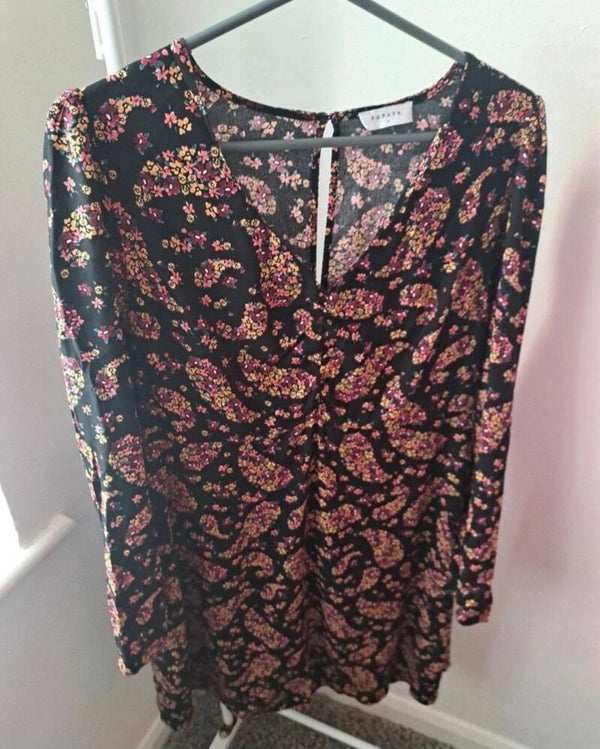 Black/floral long sleeve dress. Size 14