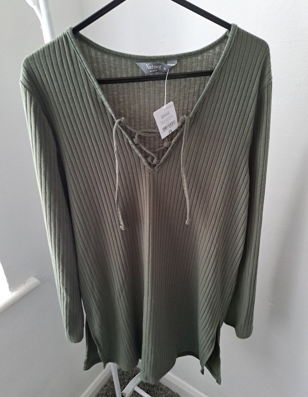 Dark green long ribbed top. Size 8 by Nutmeg