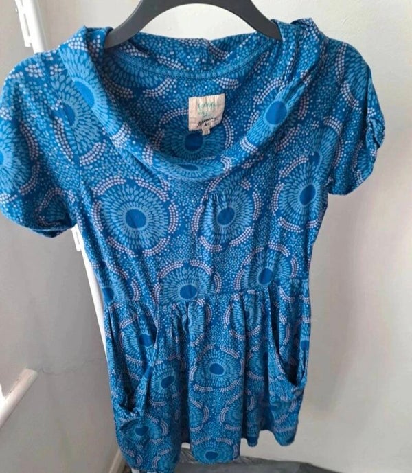Blue patterned short sleeve dress. Size 12 by Debenhams