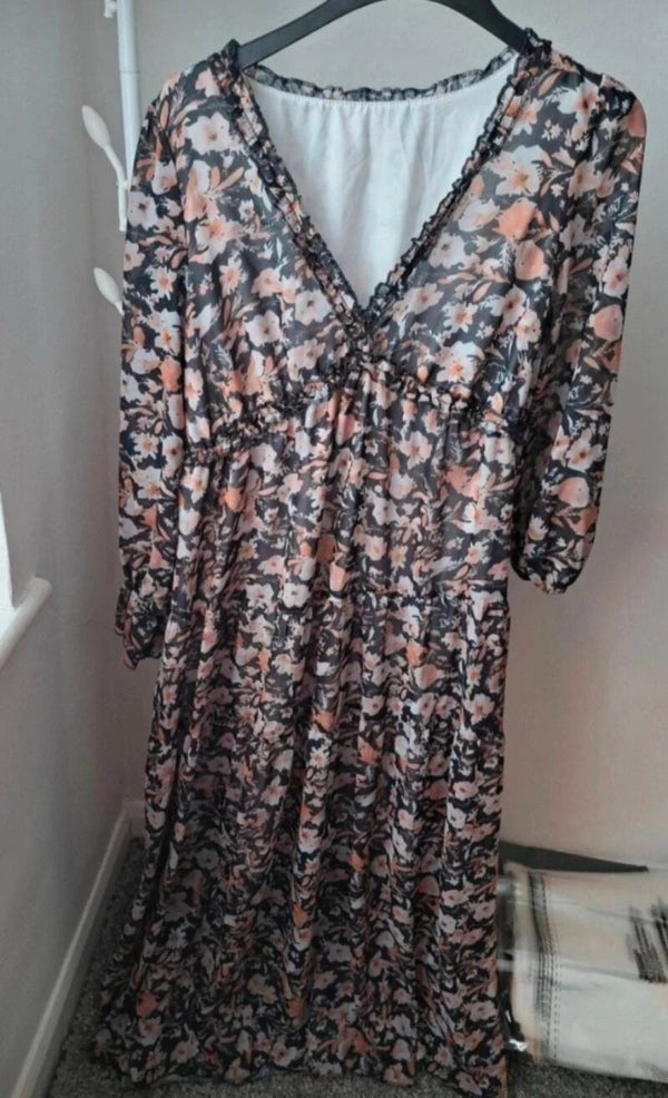 Black/brown floral long dress. Size Large