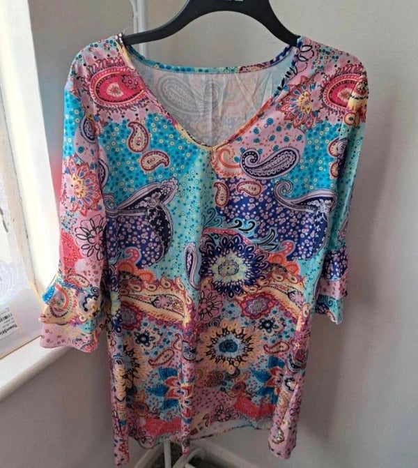 Bright multicoloured patterned dress. Size XXL