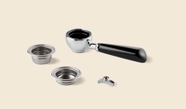 Francis X1 Siebträger für illy X1 Ese&Ground Maschinen image number 0 Siebträger für illy X1 Ese&Ground Maschinen Siebträger für gemahlenen Kaffee und E.S.E.-Pads, speziell designt für X1 E.S.E. & Ground