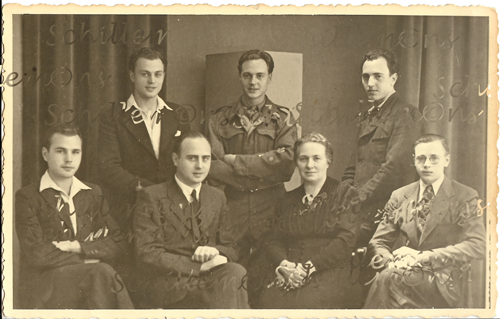 Julie Steijaert met zonen