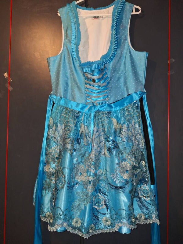 Dirndl von Country Grösse 50