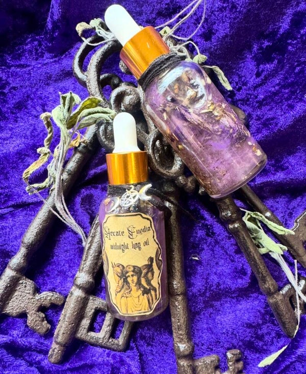 Hecate Enodia   - Midnight Hag Oil