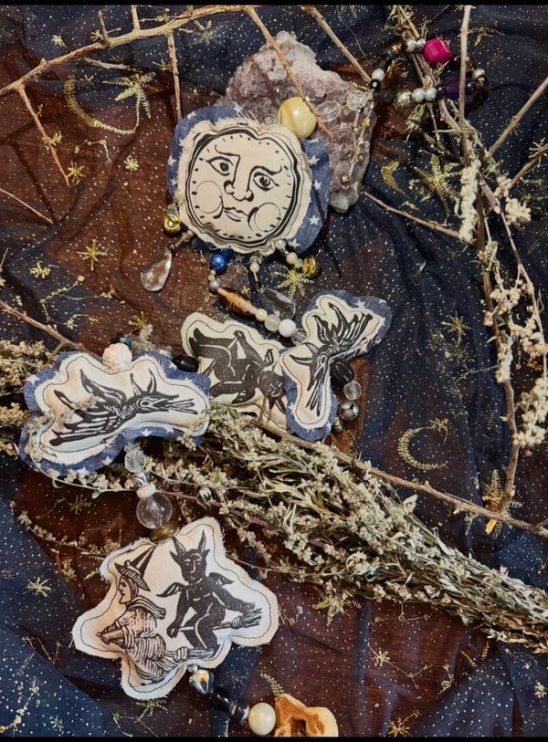 Witches Wayward Ward- Moon