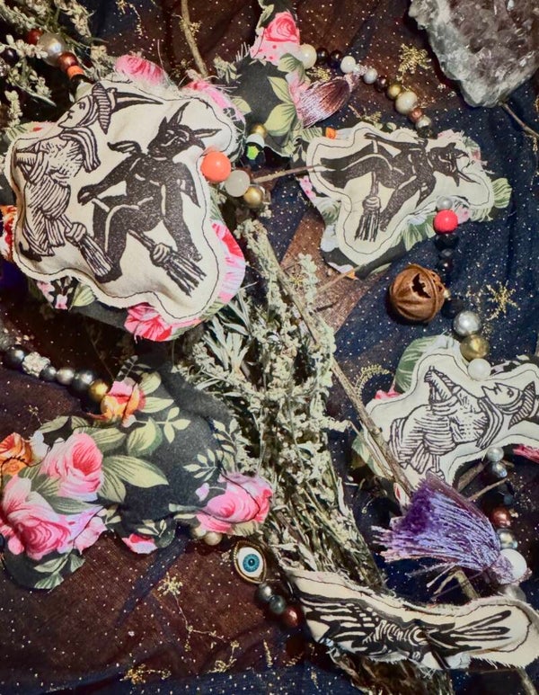 Witches Wayward Ward- Rose
