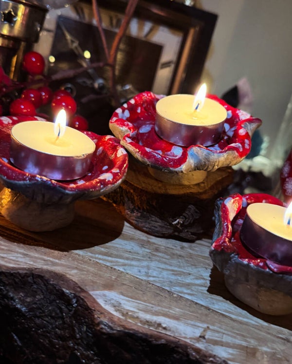 Mushroom tealight holder