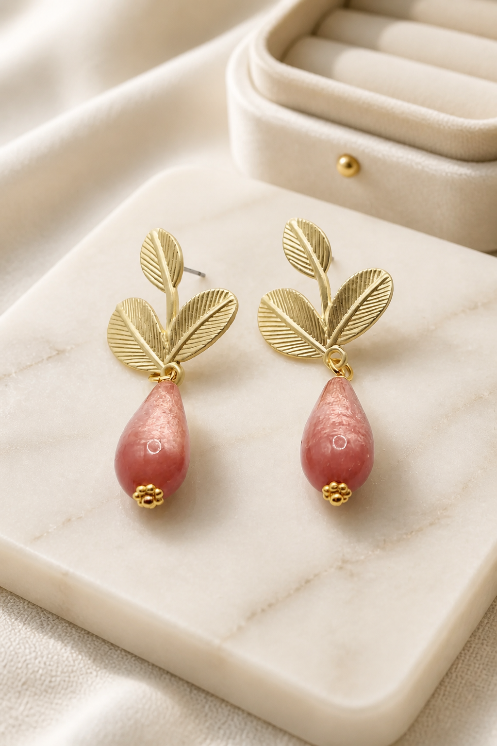 Luce d’Oro shimmer red pink