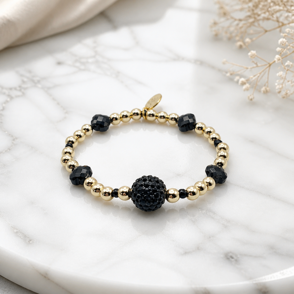 Armband 18k gold filledet zwarte kralen Aria