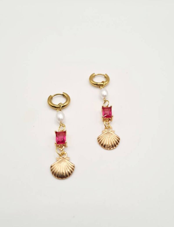 Oorbellen fuchsia gold zeeschelp parel