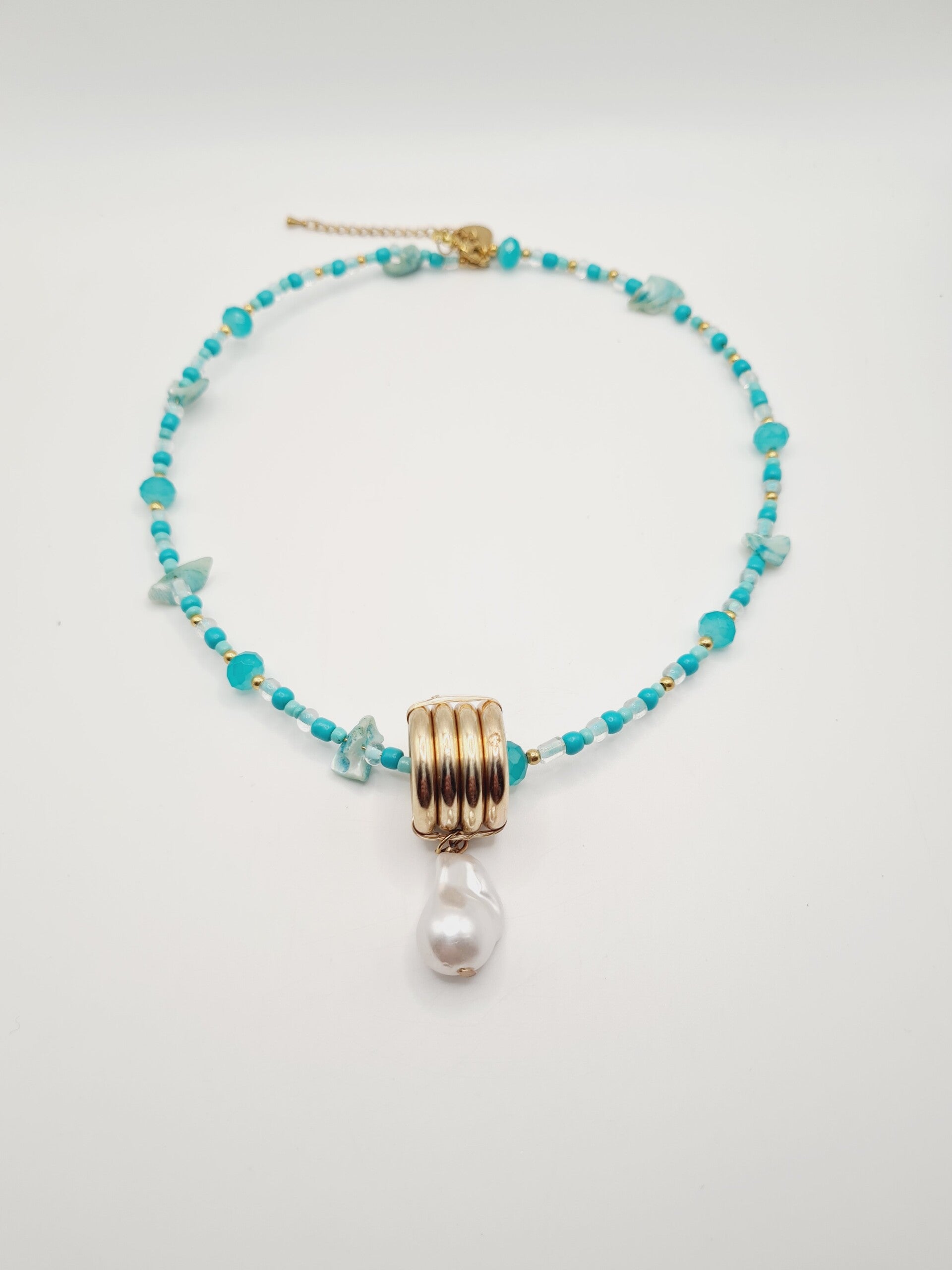 Aqua pearl ketting