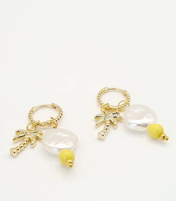 Yellow gold palm summer