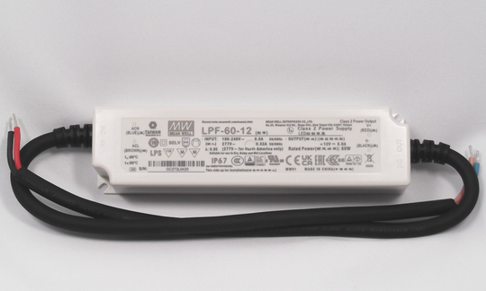 Schaltnetzteil 12V Meanwell IP67 LPF-Reihe