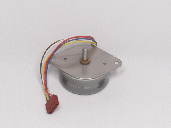 Schrittmotor made in Japan Motor !Restposten!