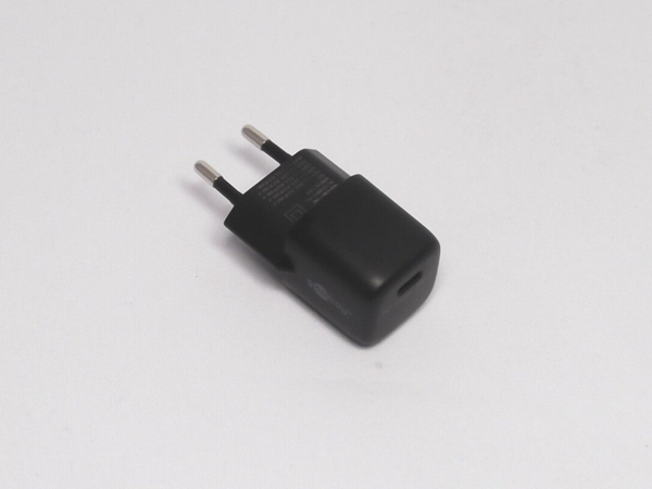 USB-C Schnellladegerät 30W goobay